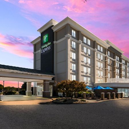 Holiday Inn Express Hotels- Hampton By Ihg Экстерьер фото