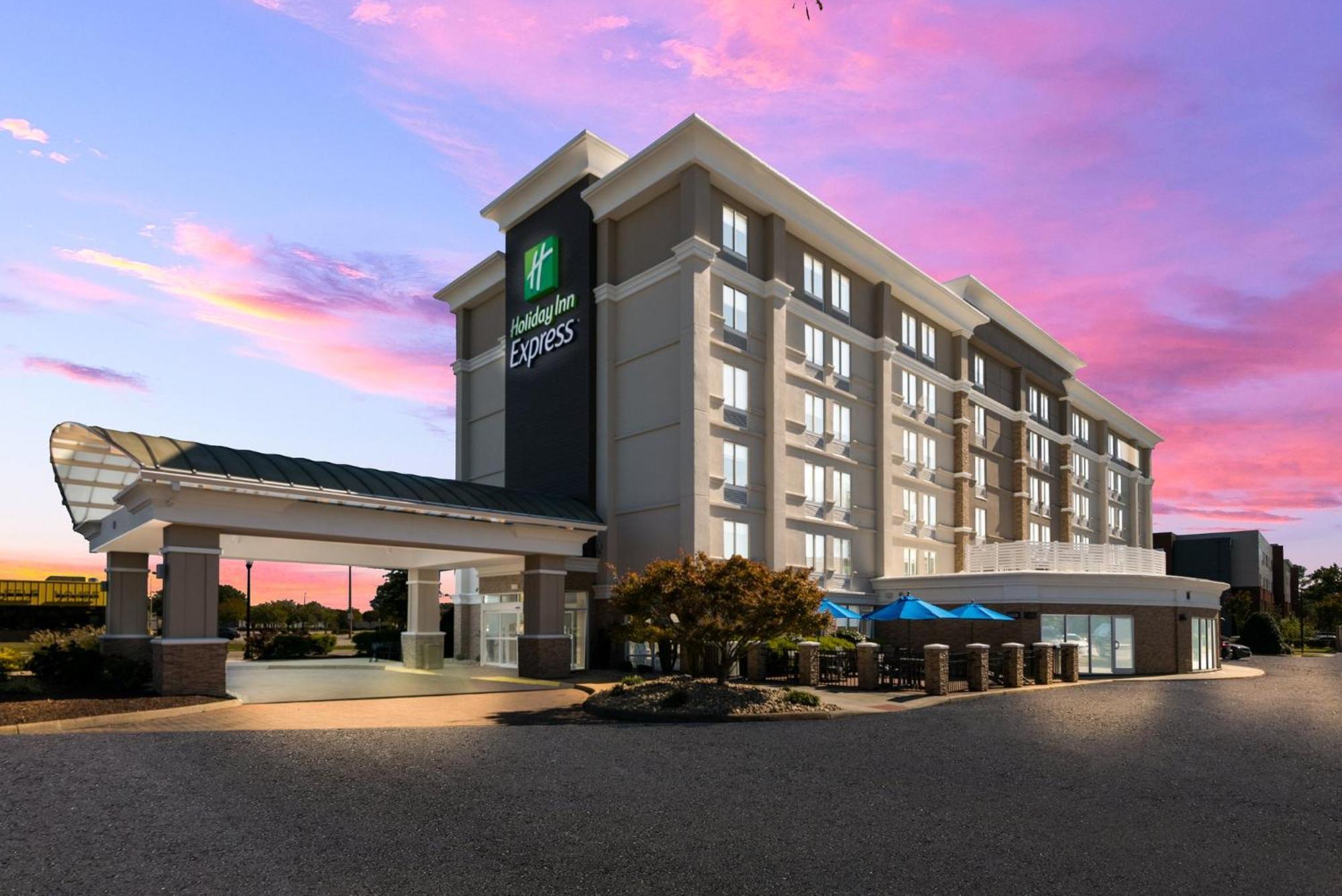 Holiday Inn Express Hotels- Hampton By Ihg Экстерьер фото