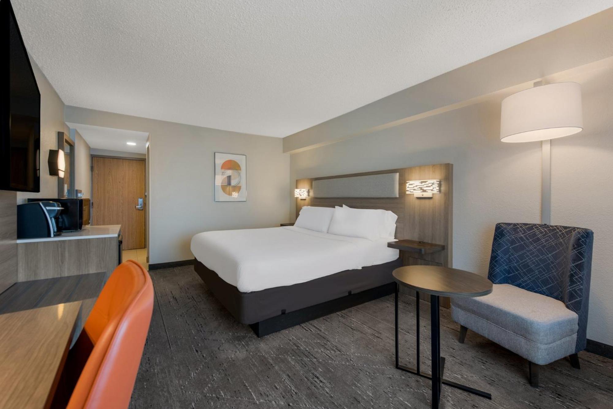 Holiday Inn Express Hotels- Hampton By Ihg Экстерьер фото