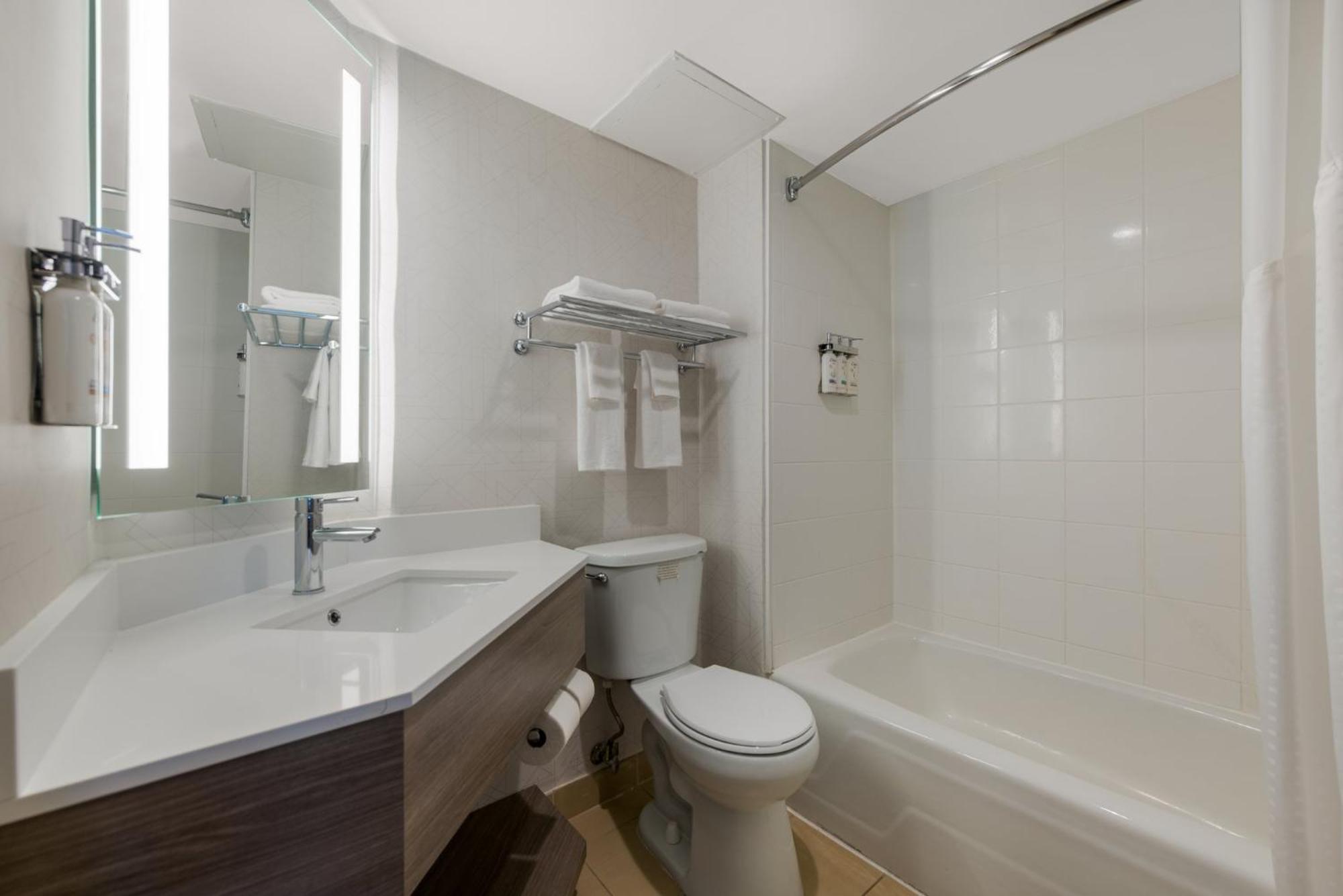 Holiday Inn Express Hotels- Hampton By Ihg Экстерьер фото