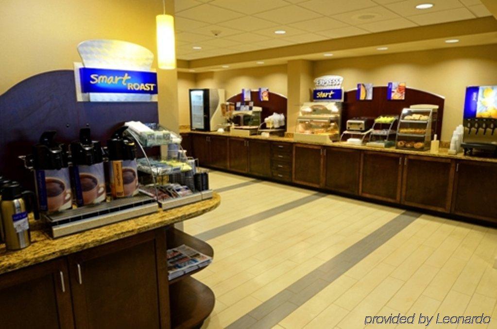 Holiday Inn Express Hotels- Hampton By Ihg Экстерьер фото